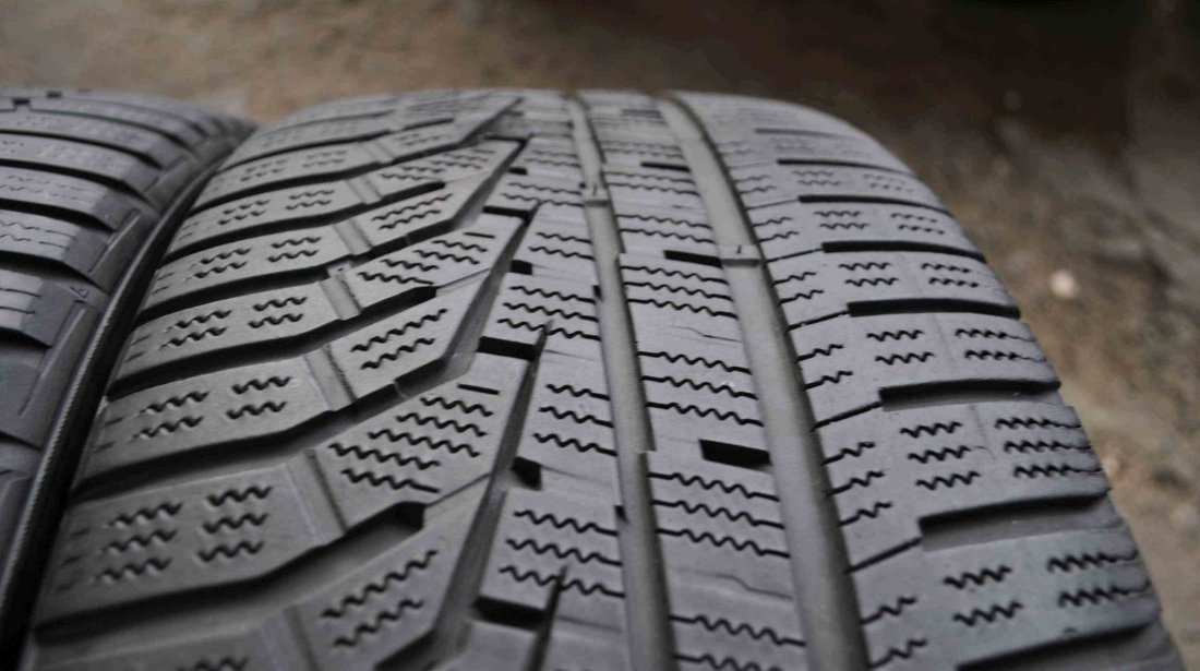 SET 4 Anvelope Iarna 225/40 R18 HANKOOK Winter Icept evo 2