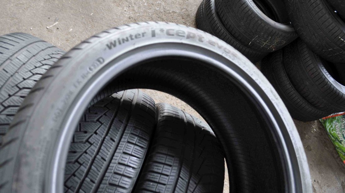 SET 4 Anvelope Iarna 225/40 R18 HANKOOK Winter Icept evo 2