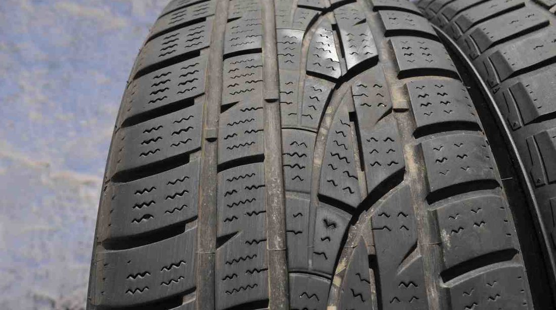 SET 4 Anvelope Iarna 225/60 R17 HANKOOK WINTER ICEPT EVO 103V