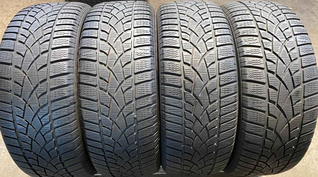 SET 4 Anvelope Iarna 235/50 R19 DUNLOP Sp winter Sport 3D 99H