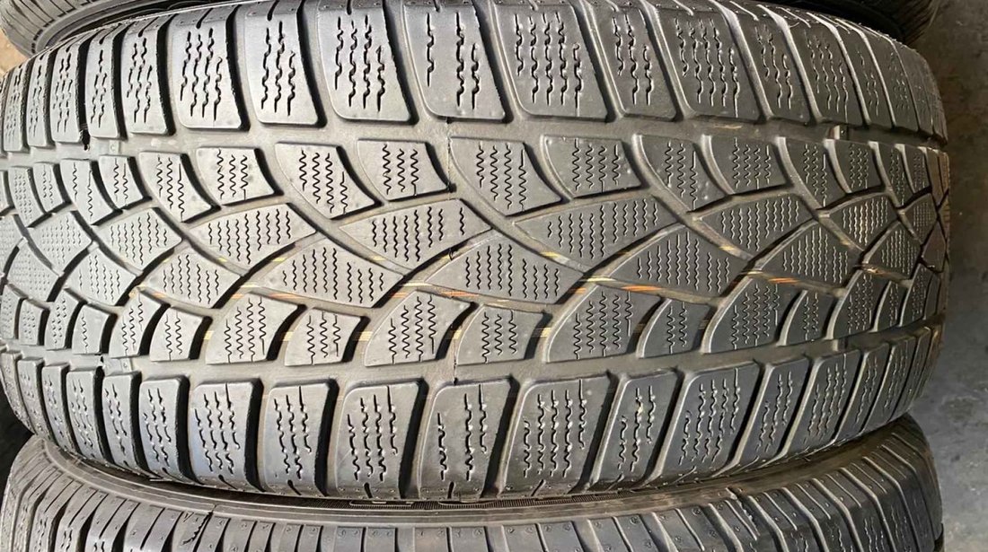 SET 4 Anvelope Iarna 235/50 R19 DUNLOP Sp winter Sport 3D 99H