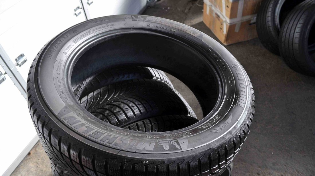 SET 4 Anvelope Iarna 235/55 R19 MICHELIN Latitude Alpin LA2 101H