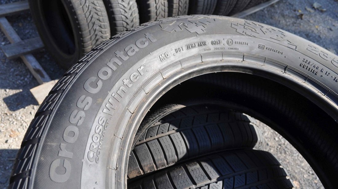 SET 4 Anvelope Iarna 235/60 R17 CONTINENTAL CROSS CONTACT WINTER 102H
