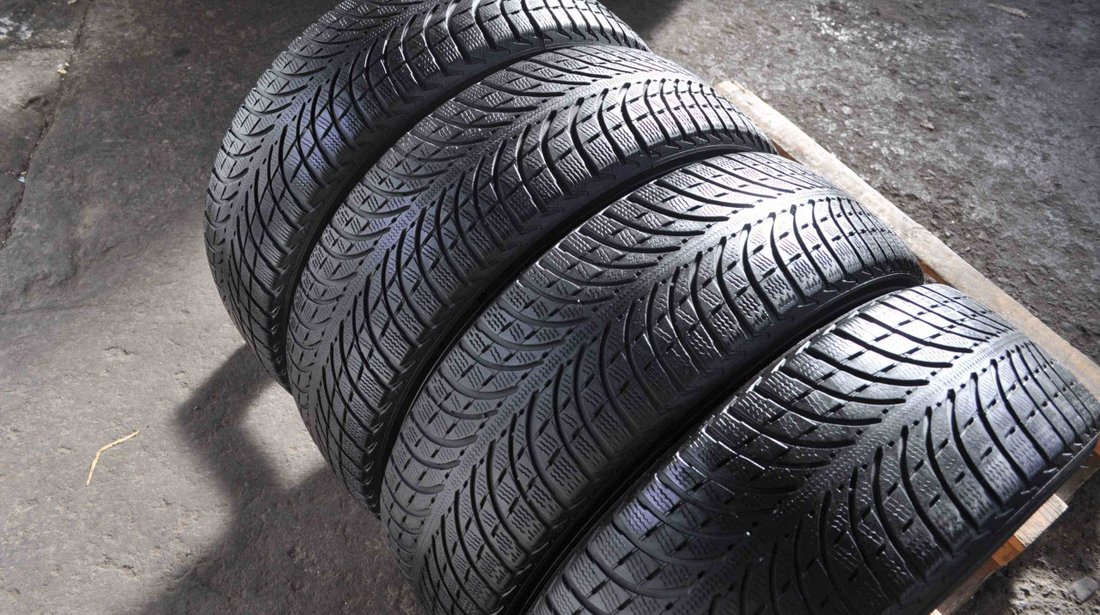 SET 4 Anvelope Iarna 235/60 R18 MICHELIN Latitude Alpin LA2 107H