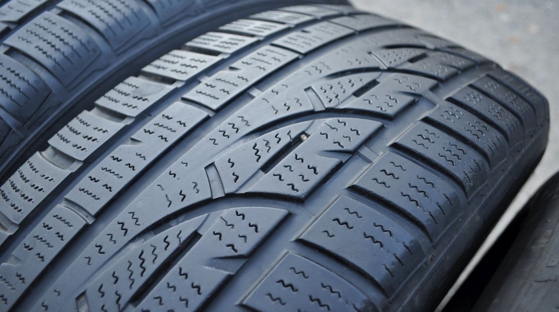 SET 4 Anvelope Iarna 235/65 R17 HANKOOK WINTER I.CEPT EVO 108V