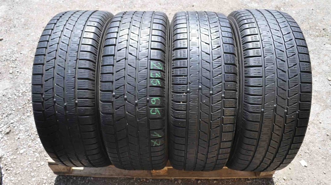 SET 4 Anvelope Iarna 235/65 R17 PIRELLI SCORPION ICE & SNOW 108H