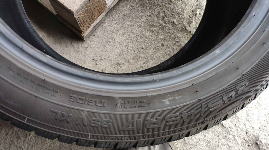 SET 4 Anvelope Iarna 245/45 R17 NOKIAN WR A4 99V - XL