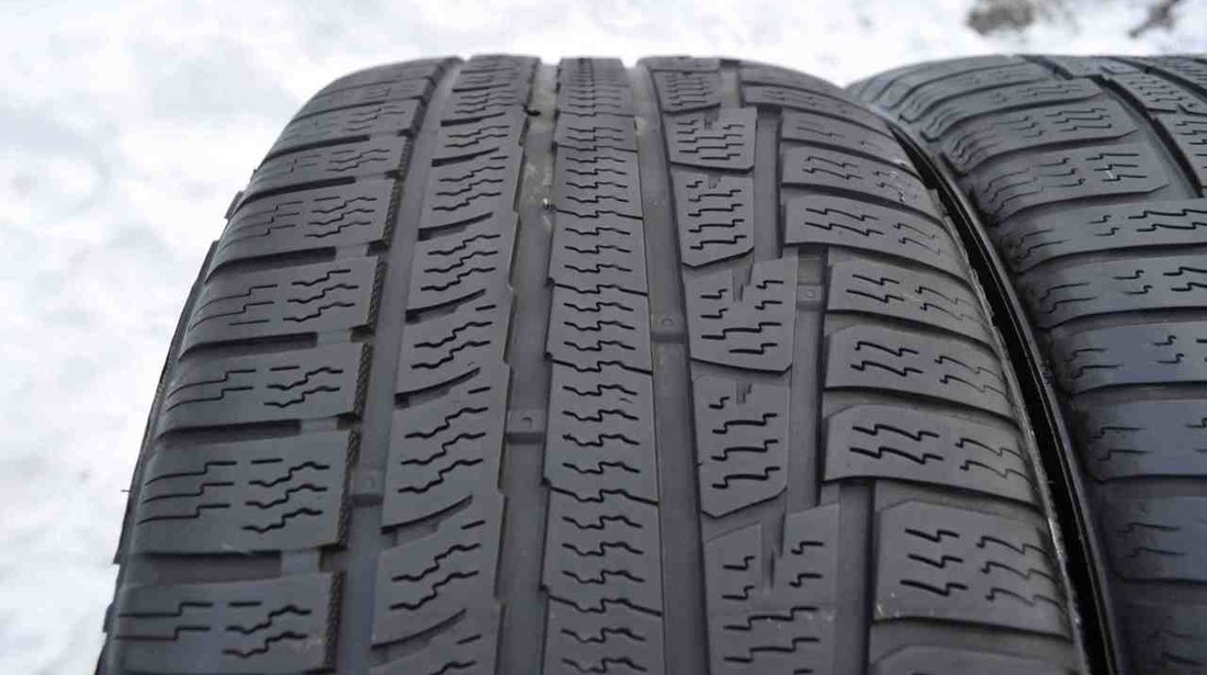 SET 4 Anvelope Iarna 245/45 R18 NOKIAN WR A3 100V - XL