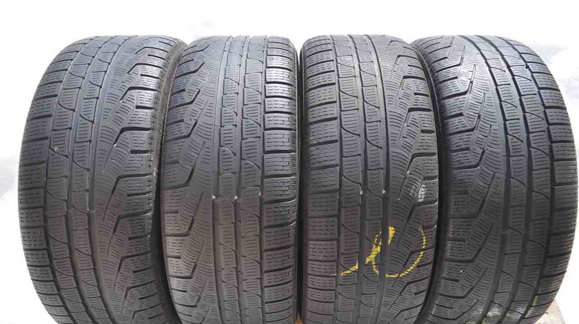 SET 4 Anvelope Iarna 245/45 R18 PIRELLI SottoZero Winter 240 Serie 2 100V - Runflat