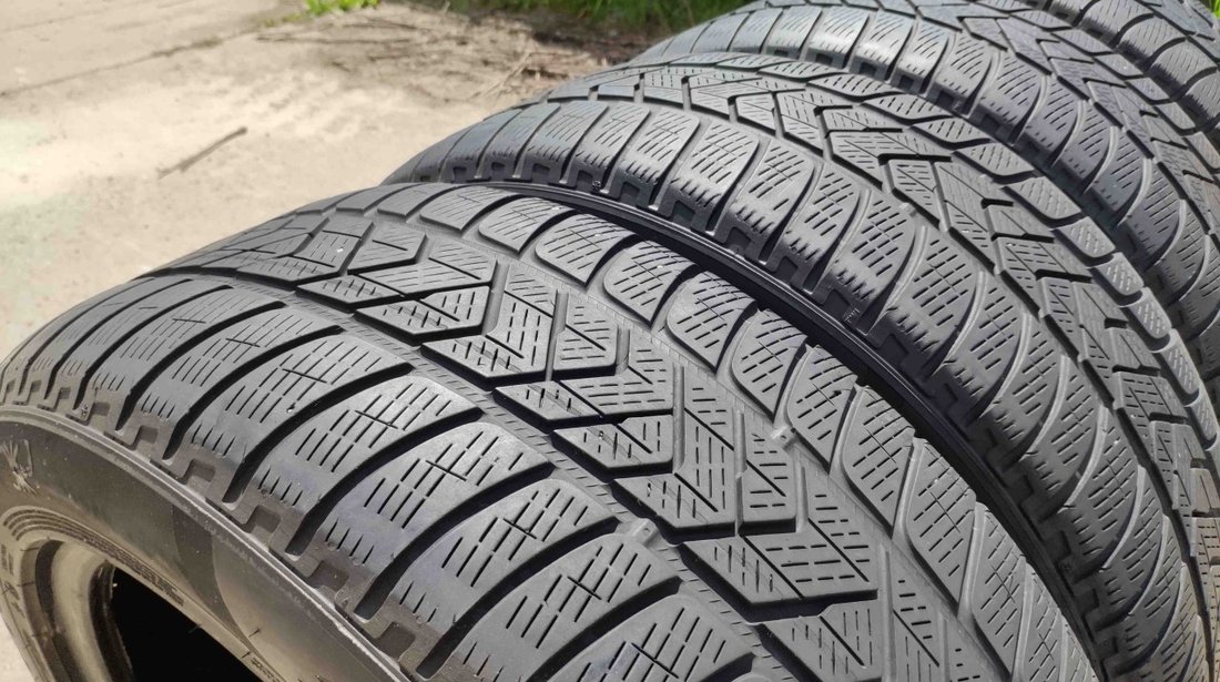 SET 4 Anvelope Iarna 255/50 R19 PIRELLI SCORPION WINTER 105V - Runflat