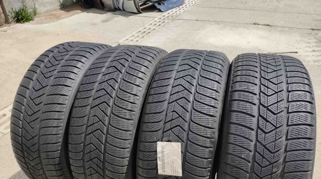 SET 4 Anvelope Iarna 255/50 R19 PIRELLI SCORPION WINTER 105V - Runflat