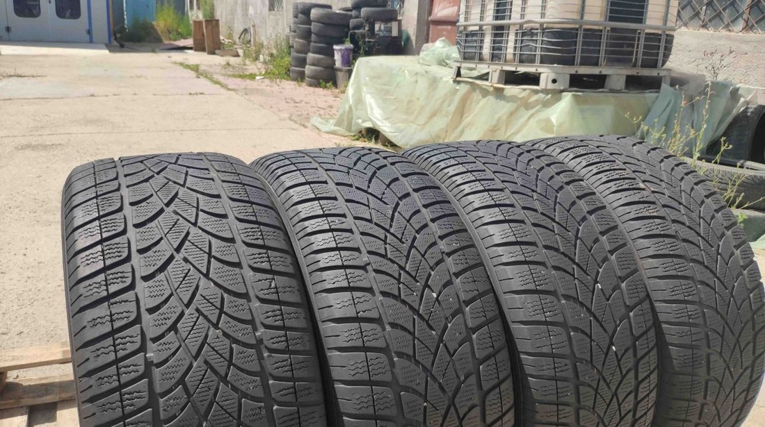 SET 4 Anvelope Iarna 265/50 R19 DUNLOP SP WINTERSPORT 3D 110V