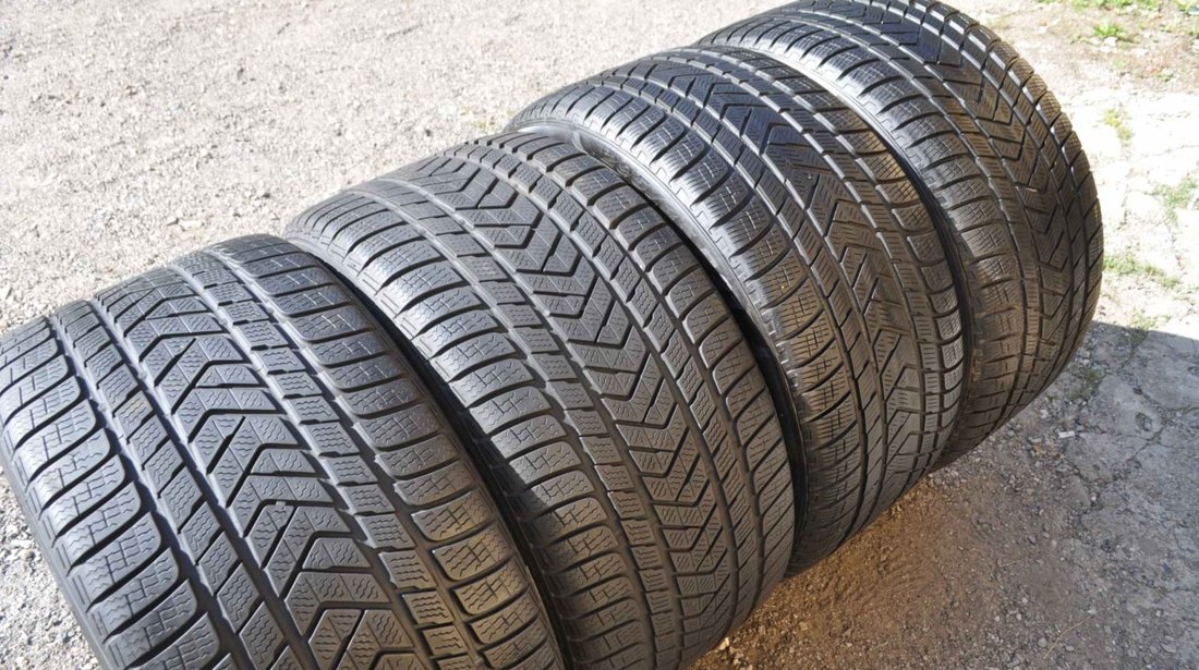 SET 4 Anvelope Iarna 295/35 R21 +  315/30 R21 PIRELLI SCORPION WINTER + SOTTOZERO 3