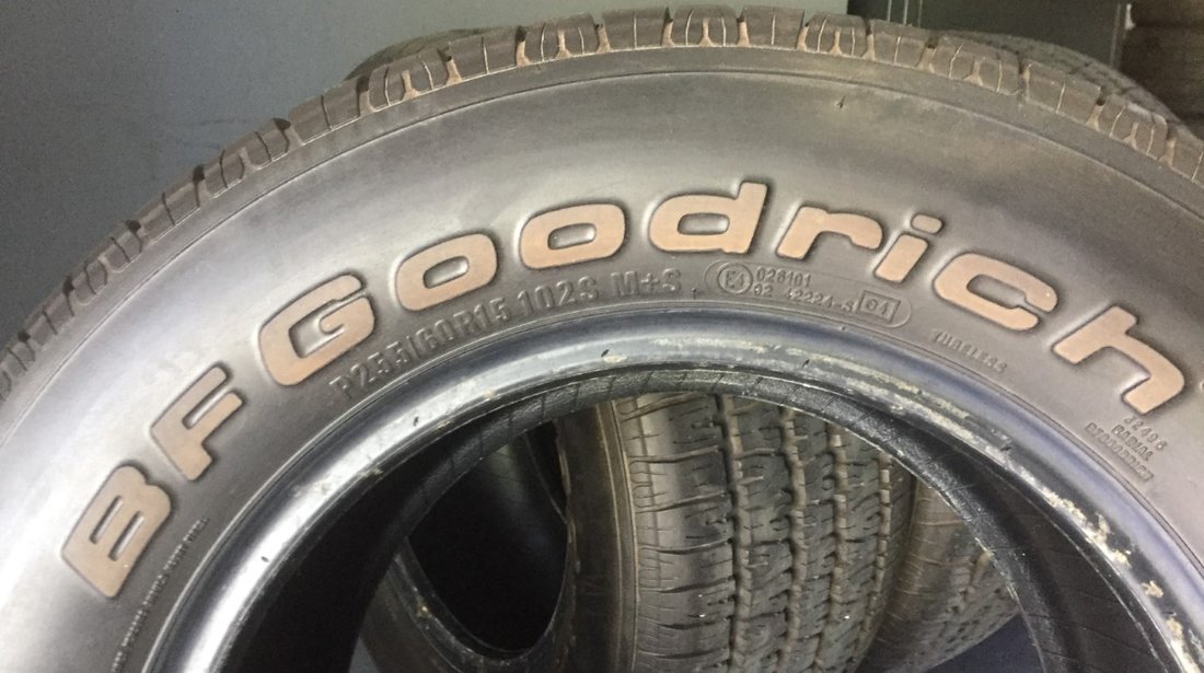 Set 4 anvelope NOI 255/60R15 BF Goodrich Radial T/A Retro Cars