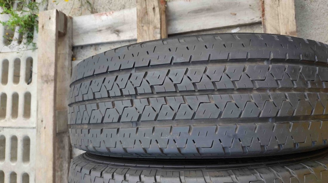 SET 4 Anvelope Vara 195/65 R16C BARUM VANIS 104/102T