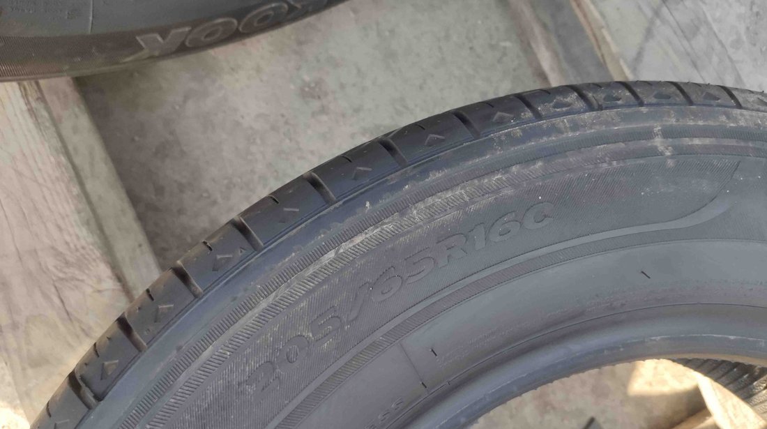 SET 4 Anvelope Vara 205/65 R16C HANKOOK RADIAL RA28 107/105T