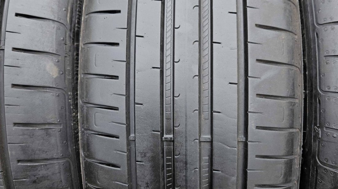 SET 4 Anvelope Vara 215/50 R19 GOODYEAR EfficientGrip Performance 93T