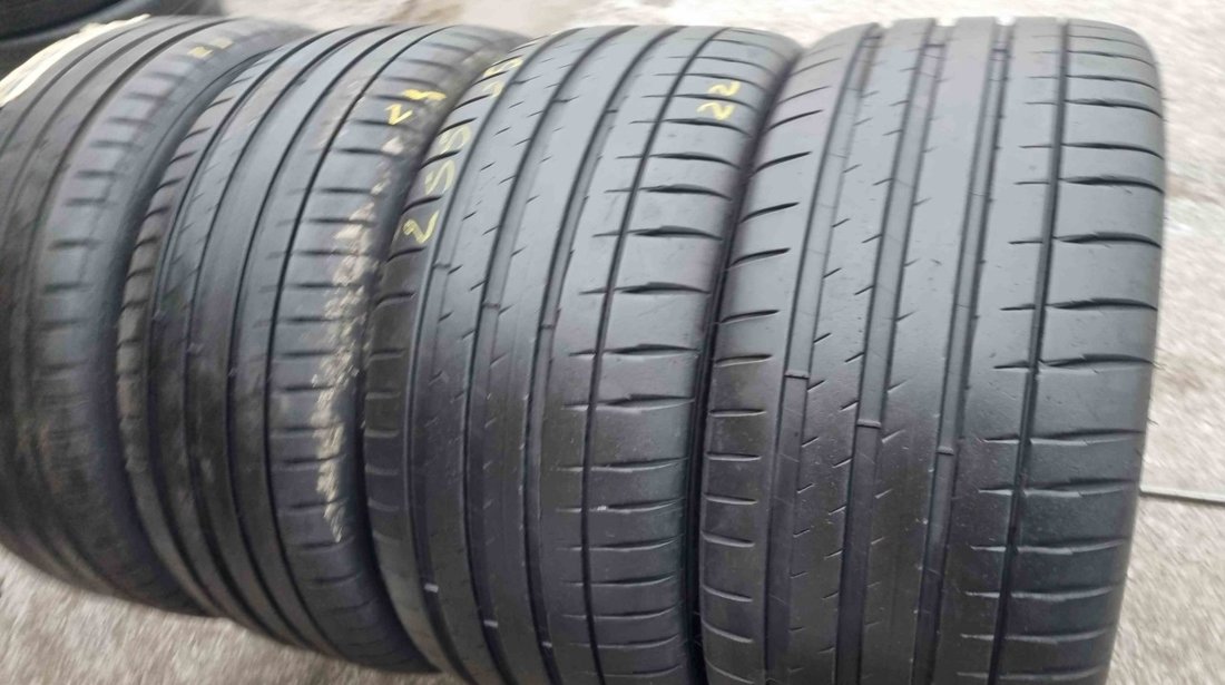 SET 4 Anvelope Vara 225/40 R19 + 255/35 R19 MICHELIN Pilot Sport 4