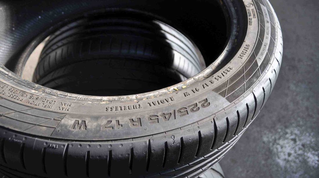 SET 4 Anvelope Vara 225/45 R17 CONTINENTAL ContiSportContact 5 91Y