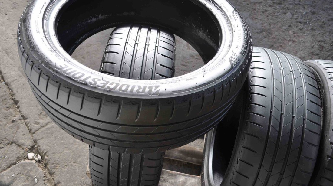 SET 4 Anvelope Vara 225/45 R18 BRIDGESTONE Turanza T005