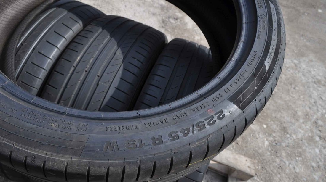 SET 4 Anvelope Vara 225/45 R19 CONTINENTAL ContiSportContact 5 96W - XL