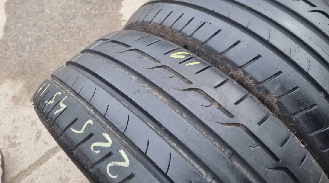 SET 4 Anvelope Vara 225/45 R19 DUNLOP Sport Maxx RT 96W