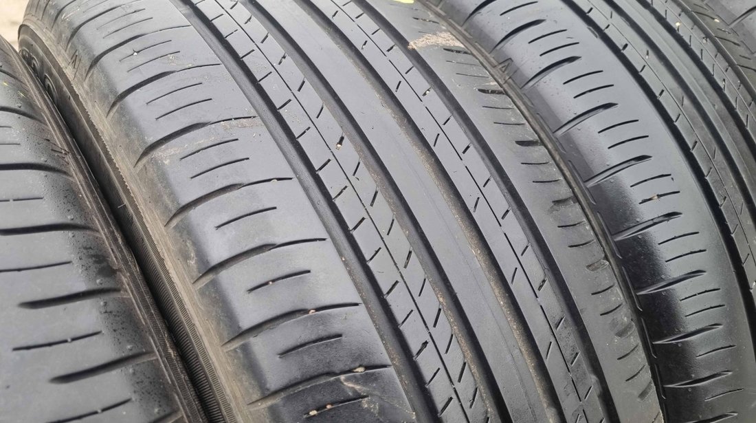 SET 4 Anvelope Vara 225/60 R18 DUNLOP Grandtrek PT30 100H