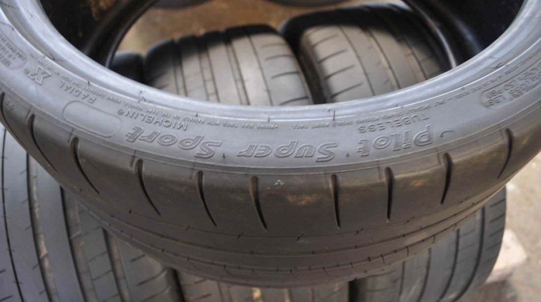 SET 4 Anvelope Vara 235/35 R19 MICHELIN PILOT SUPER SPORT 91Y