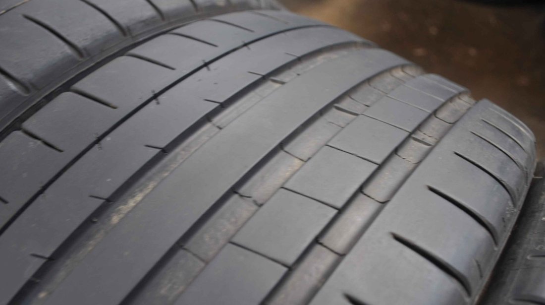 SET 4 Anvelope Vara 235/35 R19 MICHELIN PILOT SUPER SPORT 91Y