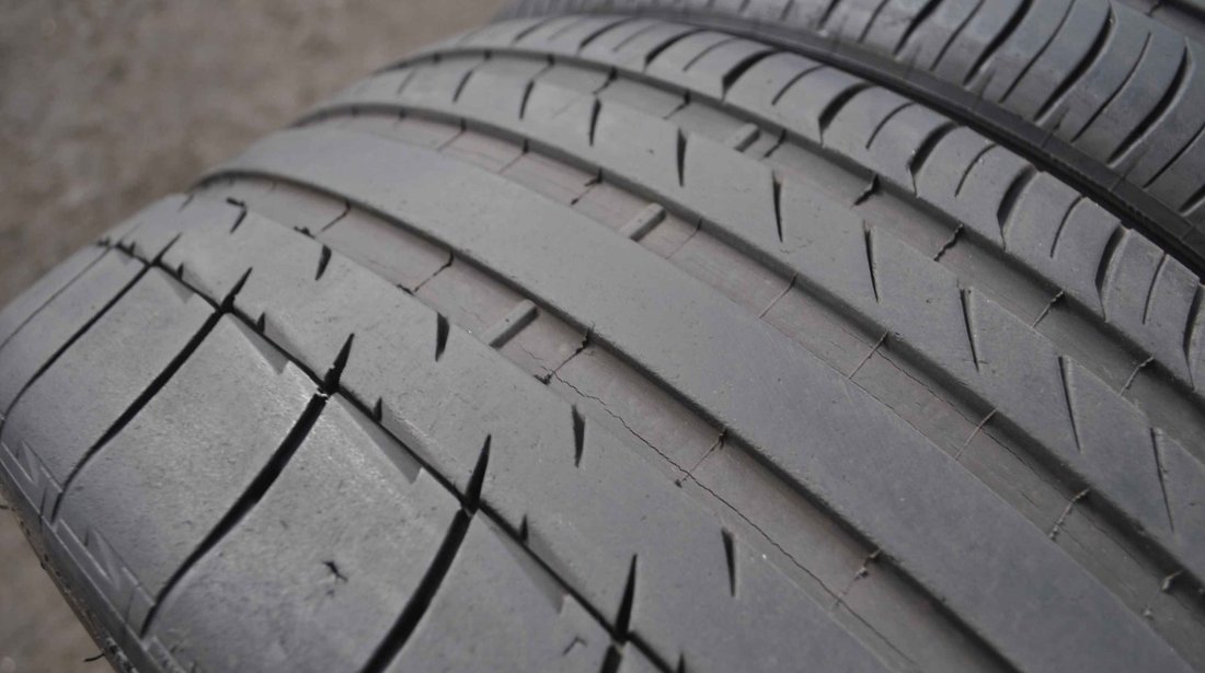 SET 4 Anvelope Vara 235/35 R19 MICHELIN PILOT SPORT PS2 N2 87Y