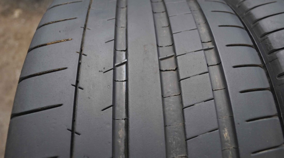 SET 4 Anvelope Vara 235/35 R19 MICHELIN PILOT SUPER SPORT 91Y