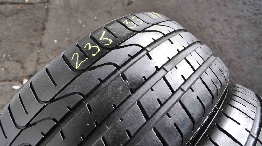 SET 4 Anvelope Vara 235/35 R19 PIRELLI P Zero 91Y