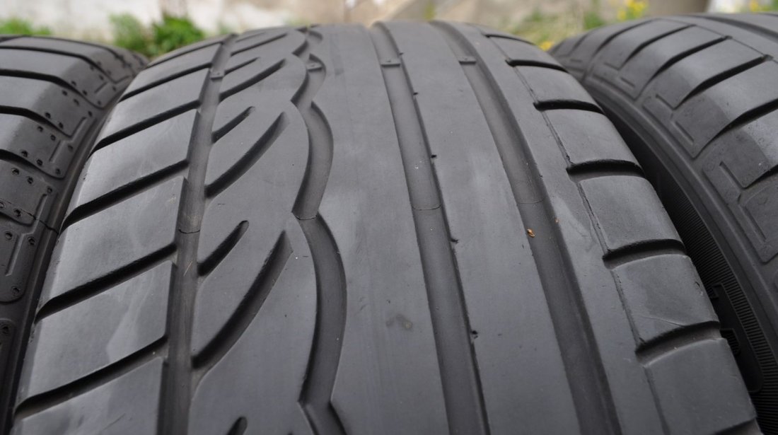 SET 4 Anvelope Vara 235/55 R17 DUNLOP SP SPORT 01 99H