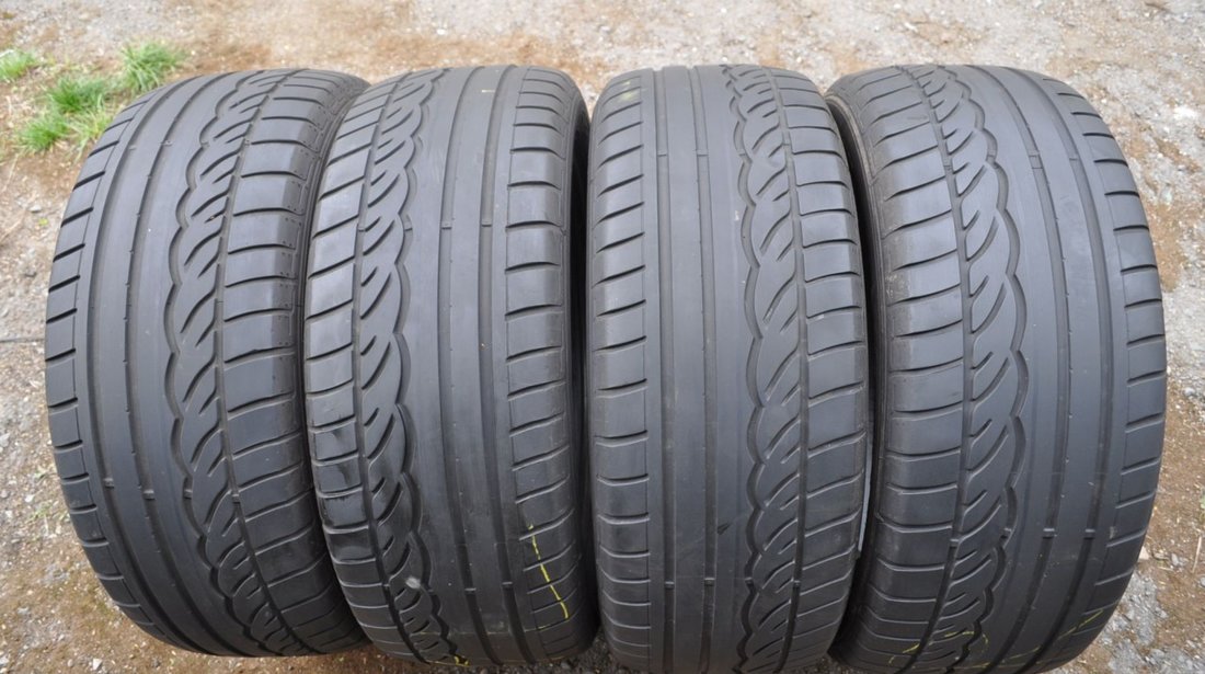 SET 4 Anvelope Vara 235/55 R17 DUNLOP SP SPORT 01 99H