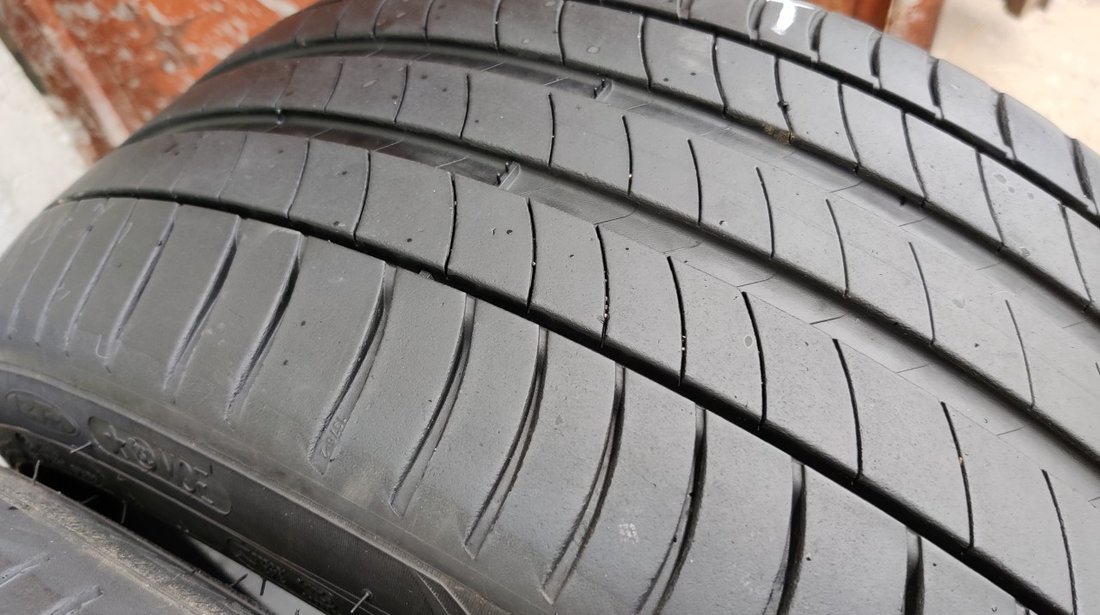 SET 4 Anvelope Vara 245/40 R19 + 275/35 R19 MICHELIN Primacy 3 ZP - Runflat