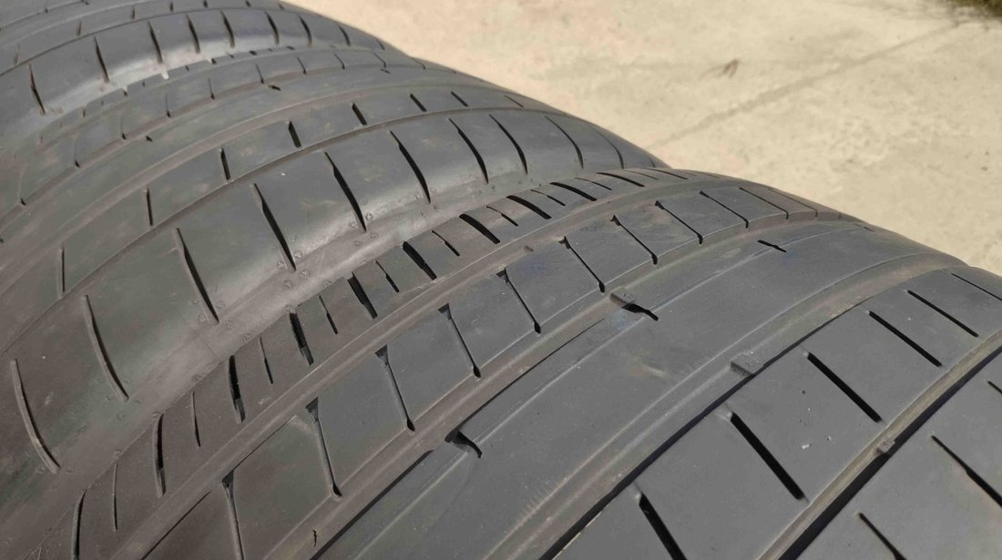 SET 4 Anvelope Vara 285/40 R20 DUNLOP SP SPORT MAXX RT2 (M0) 108Y - XL DOT 2018