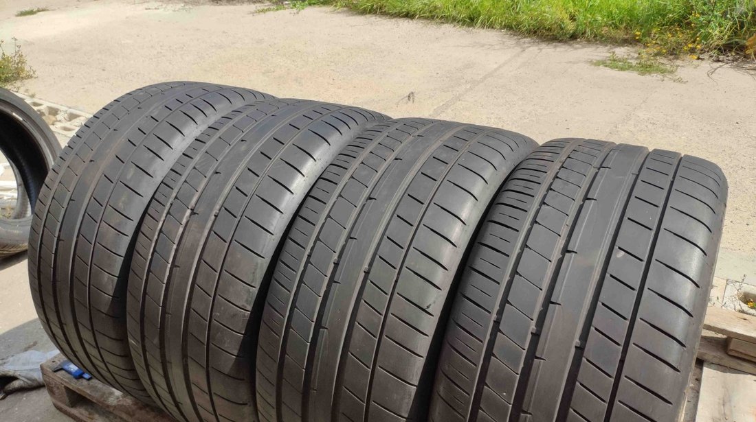 SET 4 Anvelope Vara 285/40 R20 DUNLOP SP SPORT MAXX RT2 (M0) 108Y - XL DOT 2018