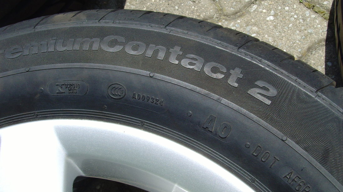 Set 4 anvelope vara ca Noi 225/55 R16 95Y Continental ContiPremiumContact 2