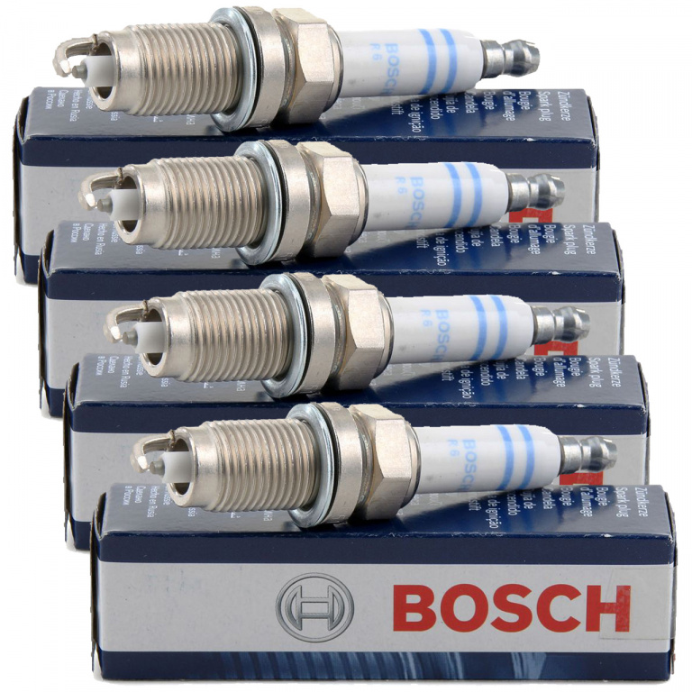 Set 4 Buc Bujie Bosch Jeep Cherokee 1984-2001 0 242 236 565