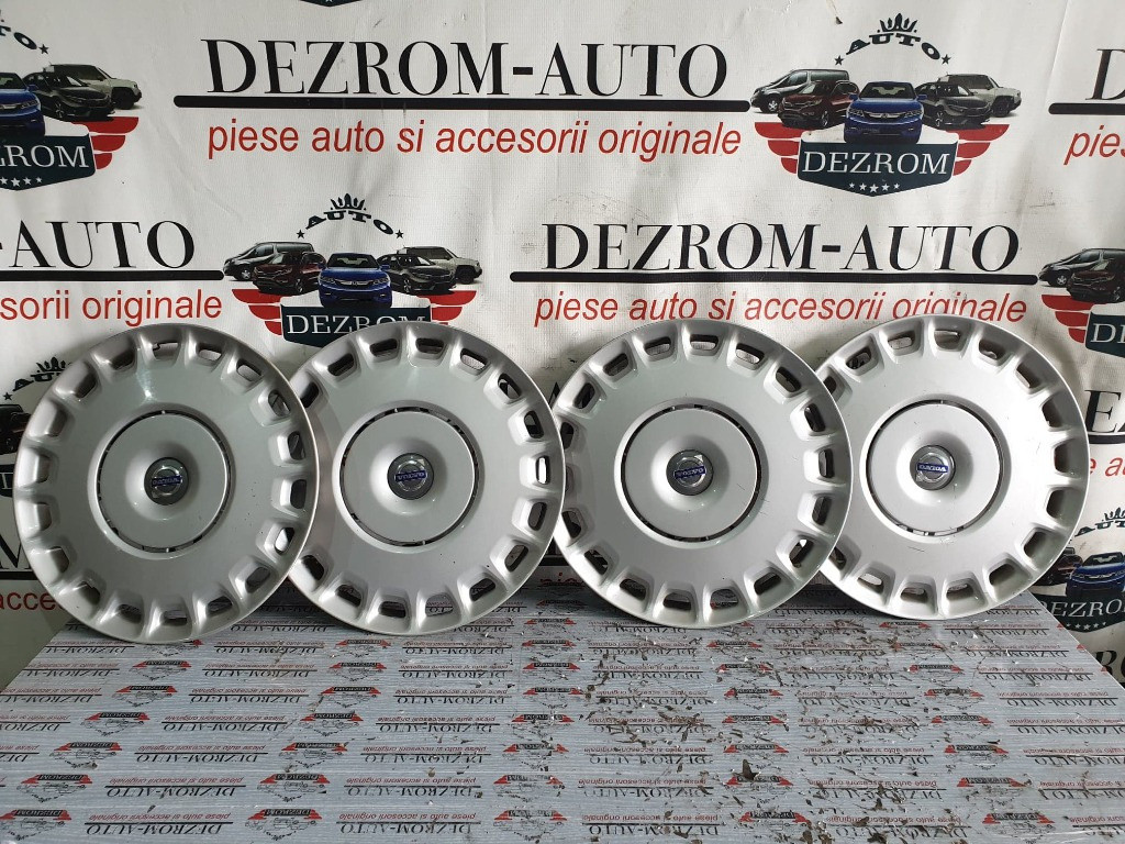Set 4 capace roti 16 inch originale Volvo V40 cod piesa : 30760330