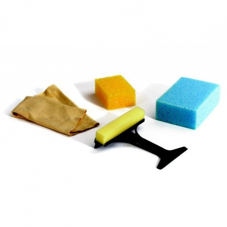 Set 4 Piese Curatat Si Intretinere Oe Peugeot 998101