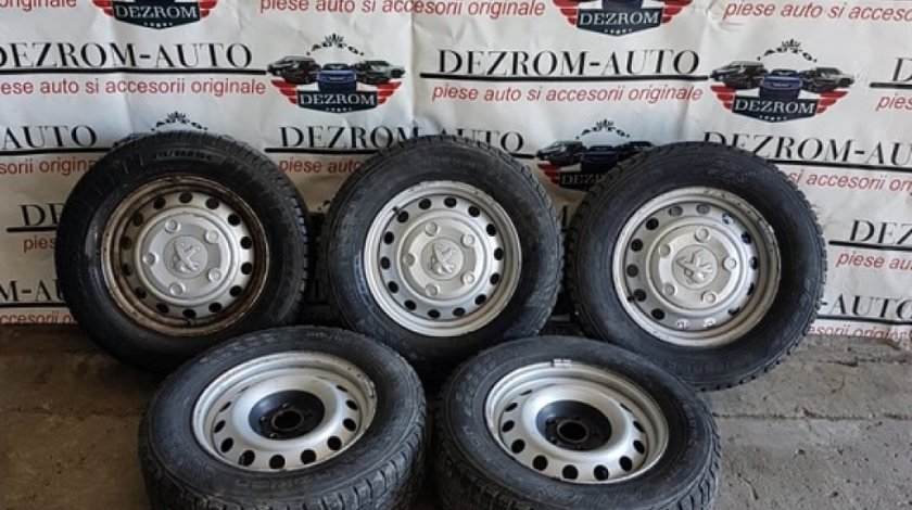 Set 5 jante cu anvelope iarna Peugeot Expert 3 215/65/R15C