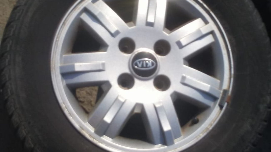 Set 8088 - Jante aliaj Kia Carens, 15x6jj - 45, 205/65 R15, 4x114.3