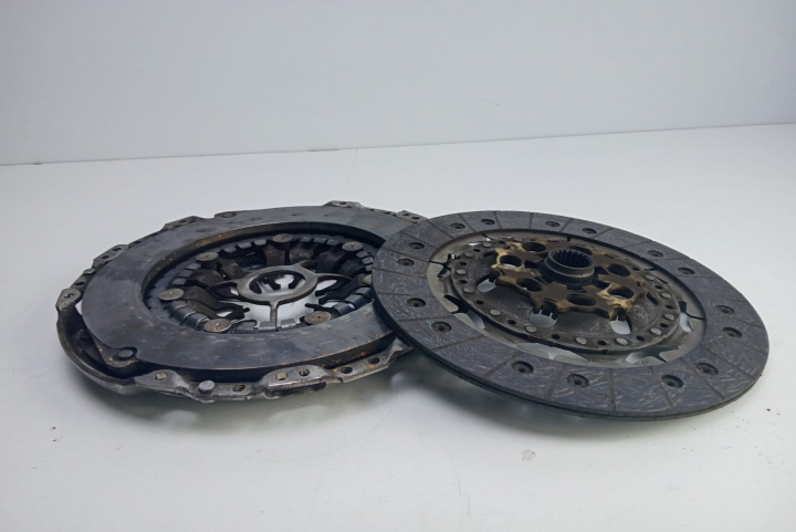 Set ambreiaj 1.9 dci 8200279195 Renault Megane 2 [2002 - 2006]