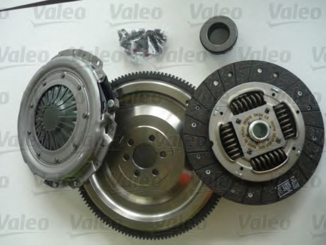Set ambreiaj AUDI A4 (8E2, B6) (2000 - 2004) VALEO 835012 piesa NOUA