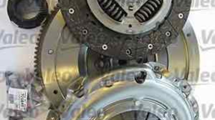 Set ambreiaj BMW 1 cupe E82 VALEO 835085