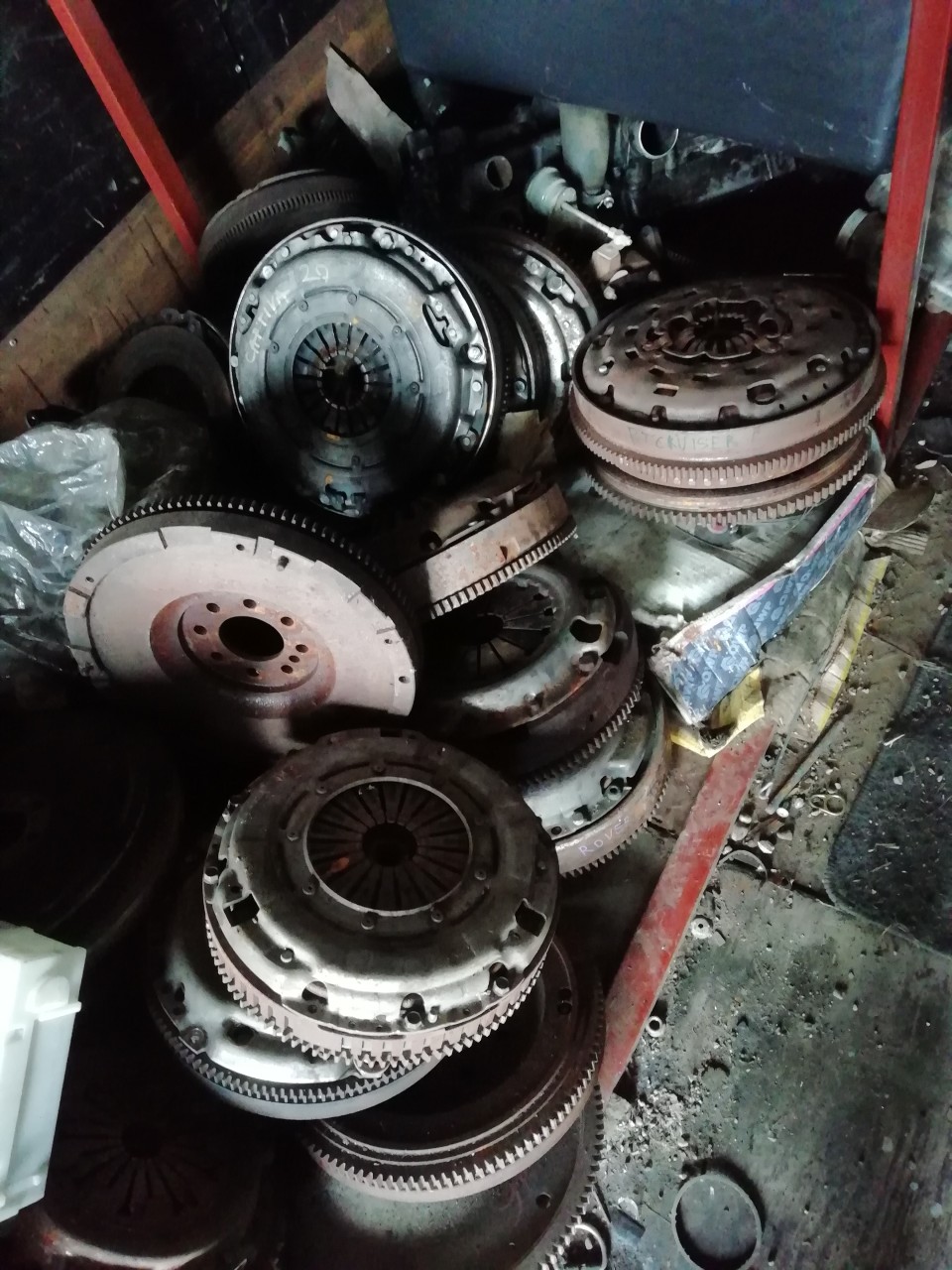 Set Ambreiaj și volanta 2. 2 diesel Chrysler PT Cruiser 2.2crd 2004.