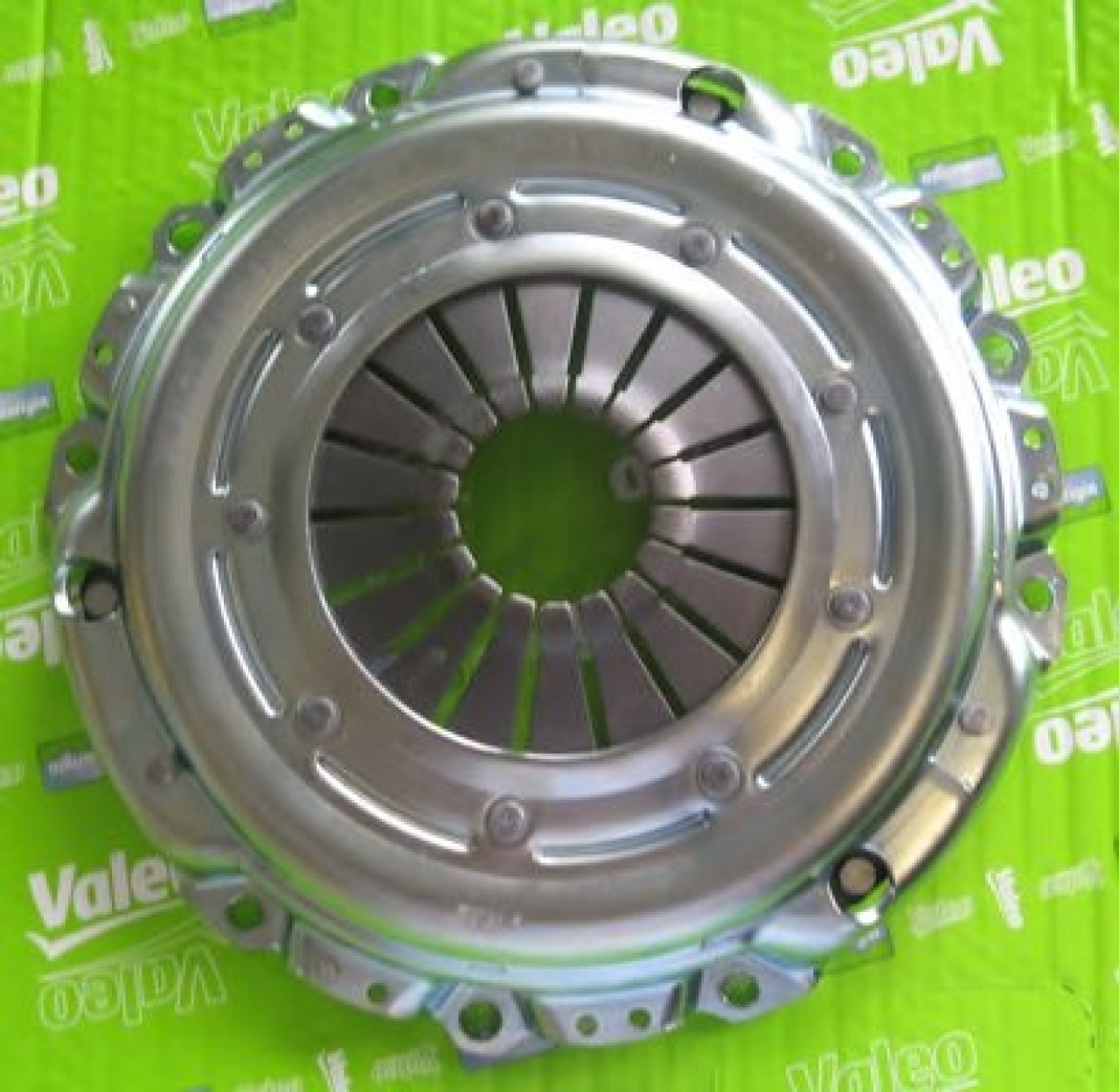 Set ambreiaj MAZDA 3 (BK) (2003 - 2009) VALEO 826713 piesa NOUA