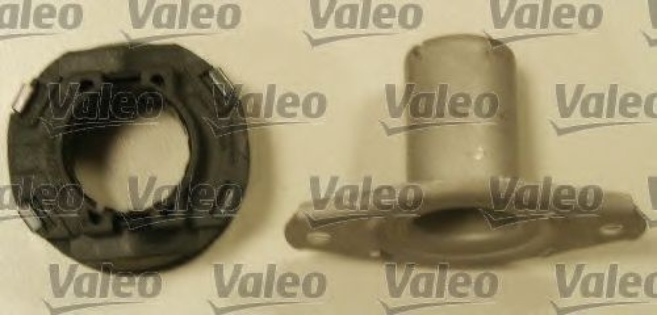 Set ambreiaj SKODA FABIA I Combi (6Y5) (2000 - 2007) VALEO 826466 piesa NOUA