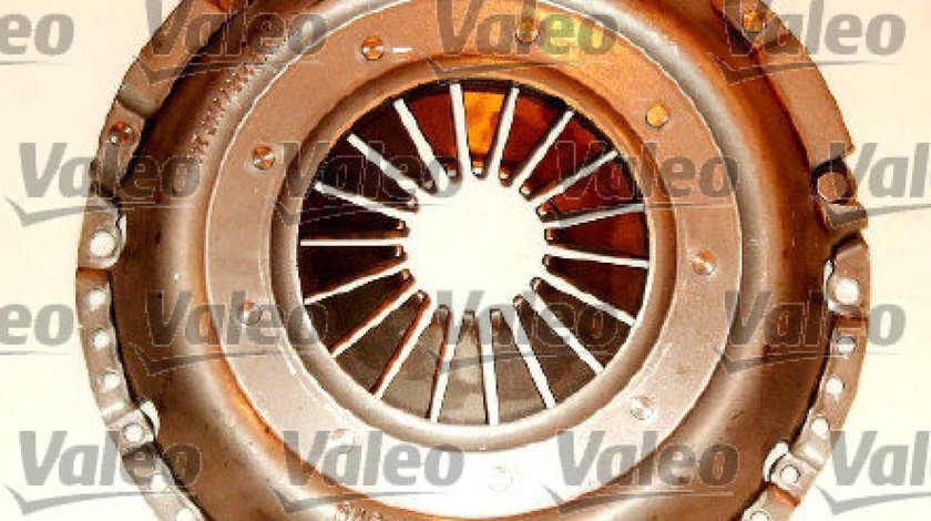 Set ambreiaj VW PASSAT Variant 3B6 Producator VALEO 821240